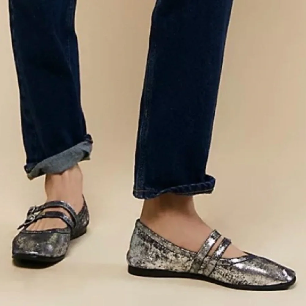 NWB Free People Silver Gemini Ballet Flats- Size 7